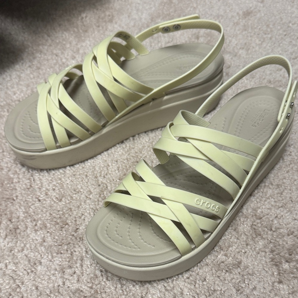 CROCS Brooklyn Women's Strappy Sandals